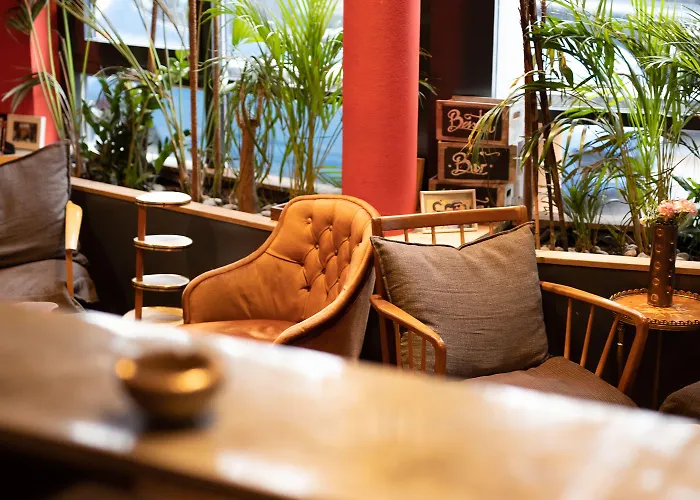 Bristol - Frankfurt Centre - 4*