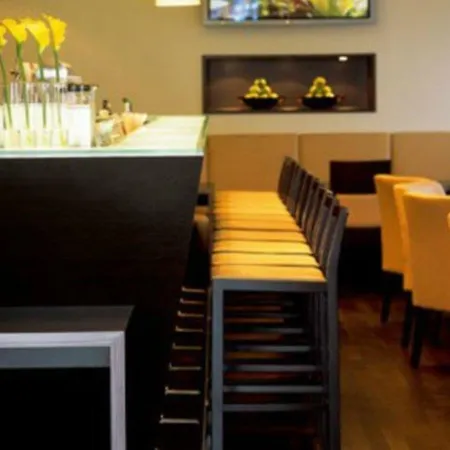 Hotel Bristol - Frankfurt - Station 4*