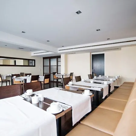 Hotel Bristol - Frankfurt - Station 4*