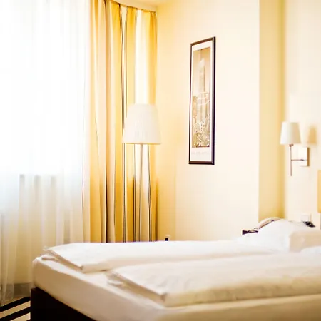 Hotel Bristol Frankfurt nad Mohanem