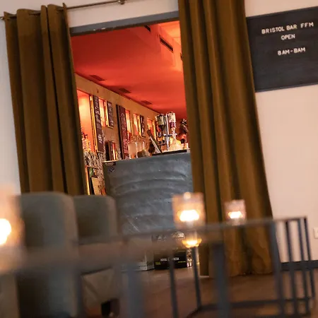 Hotel Bristol