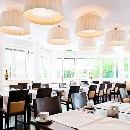 Otel Tante Alma Bristol