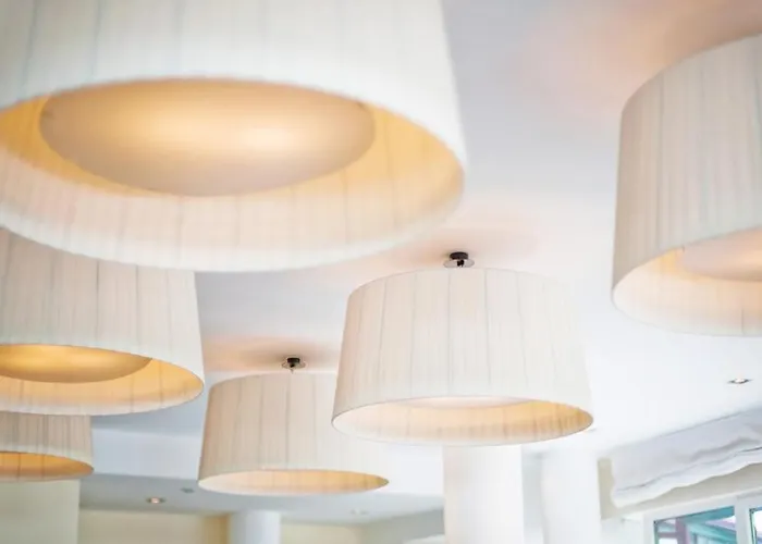 Bristol - Frankfurt Centre - 4*