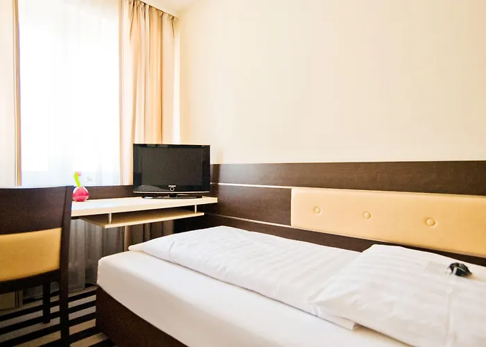 Bristol - Frankfurt Centre - Hotel