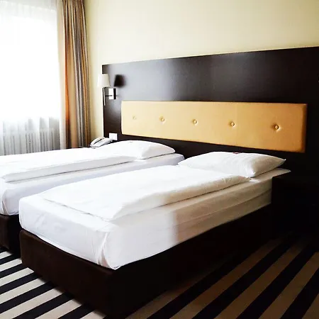 Bristol - Frankfurt Centre - 4*