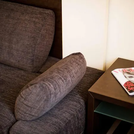 Bristol - Frankfurt Centre - Hotell 4*